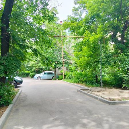 Квартира Рядом Арбата, Гоголя 92 Almaty Extérieur photo